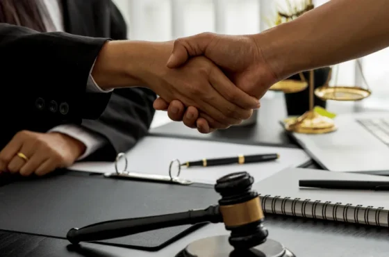 Why Lawyers Need a Professional Digital Profile